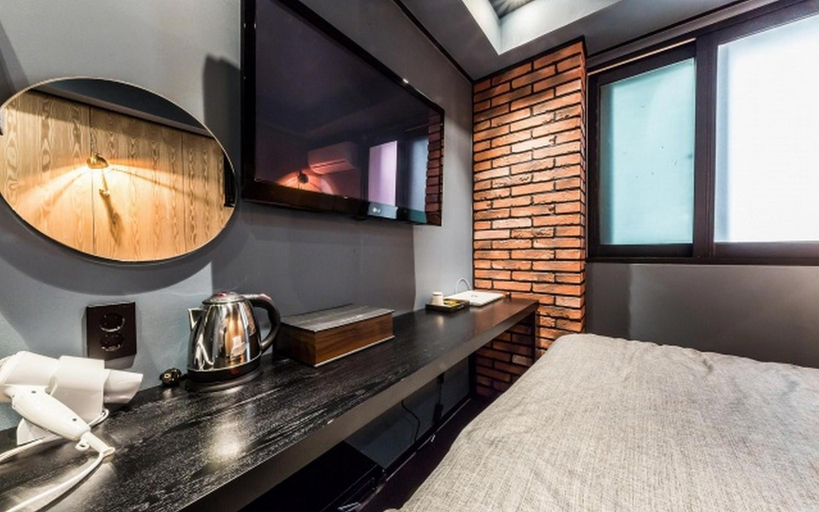 Bedroom 14