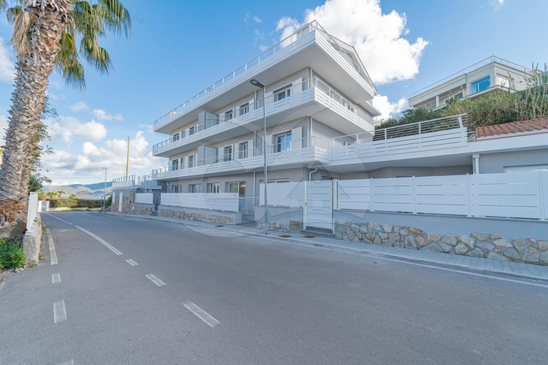 Others 3, Residence Padulella - Goelba, Livorno
