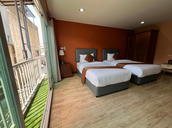 Bedroom 6