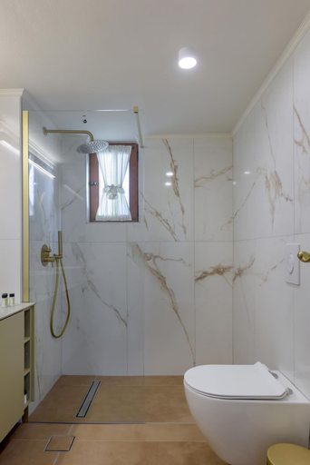 Bathroom 4, Villa Araucaria private pool, Jacuzzi, Seaview, Crete