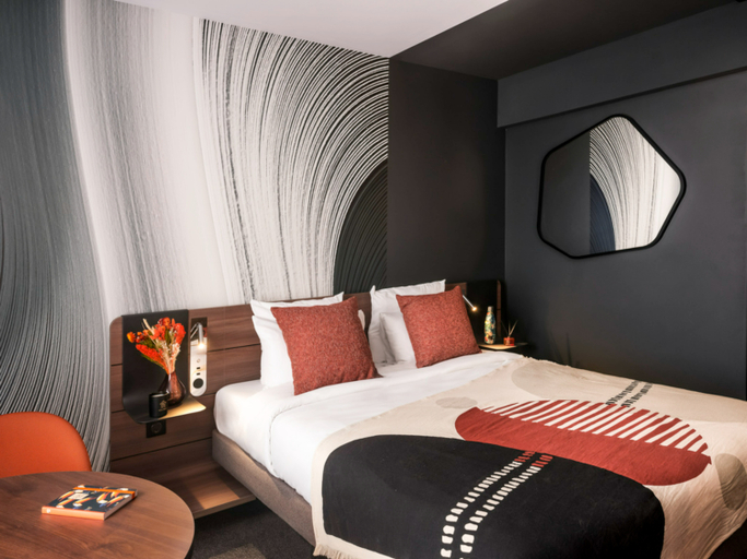 Bedroom 3, Novotel Paris Vaugirard Montparnasse, Paris