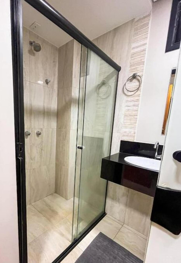 Bathroom 4, Izzy Hotel, Uberlândia