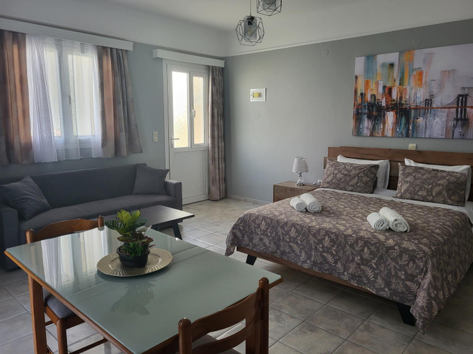 Others 4, DIMITRA STUDIOS, Ionian Islands