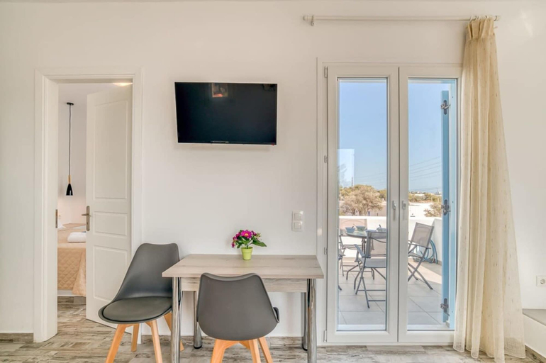 Room 5, Seaside Splendor - Apollo s Poolside Retreat, South Aegean