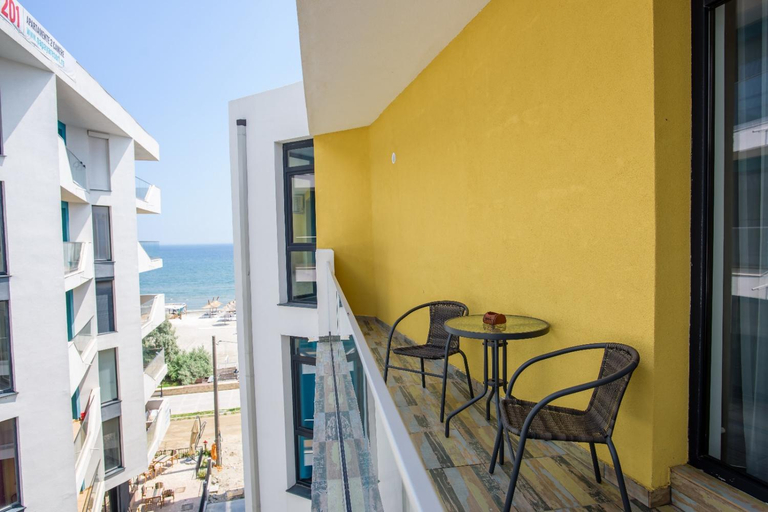 Others 4, Constantinos Apartment Mamaia Nord, Navodari