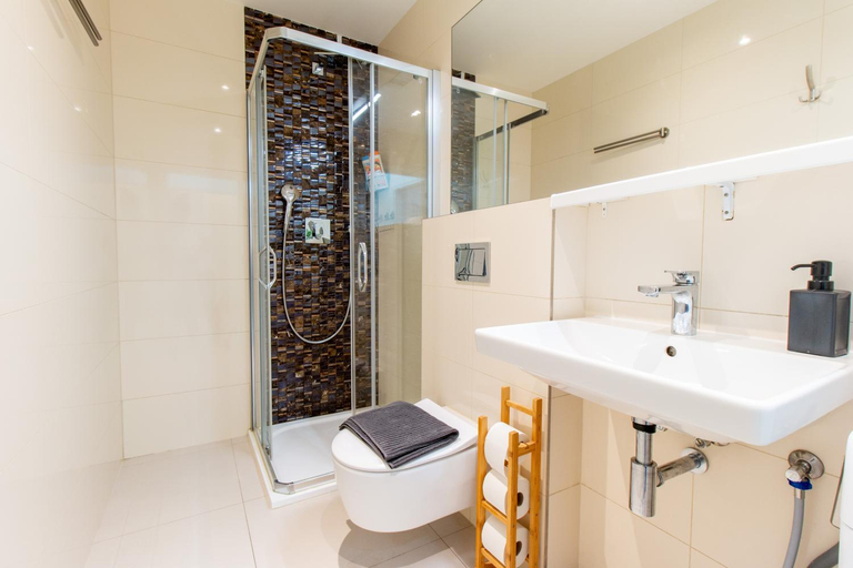 Bathroom 3, What a Flat on Stepanska, Praha 1