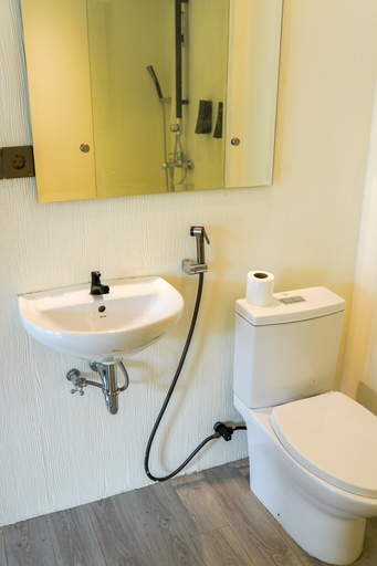 Bathroom 4