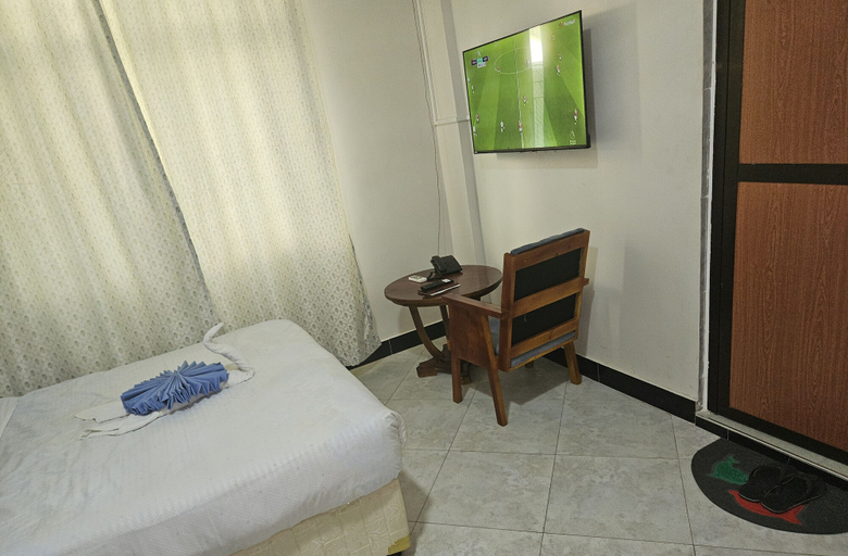 Others 3, Rweru Hotels, Kinondoni