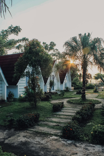 Others 5, Seaside Villa & Muse Beach Resto, Jepara