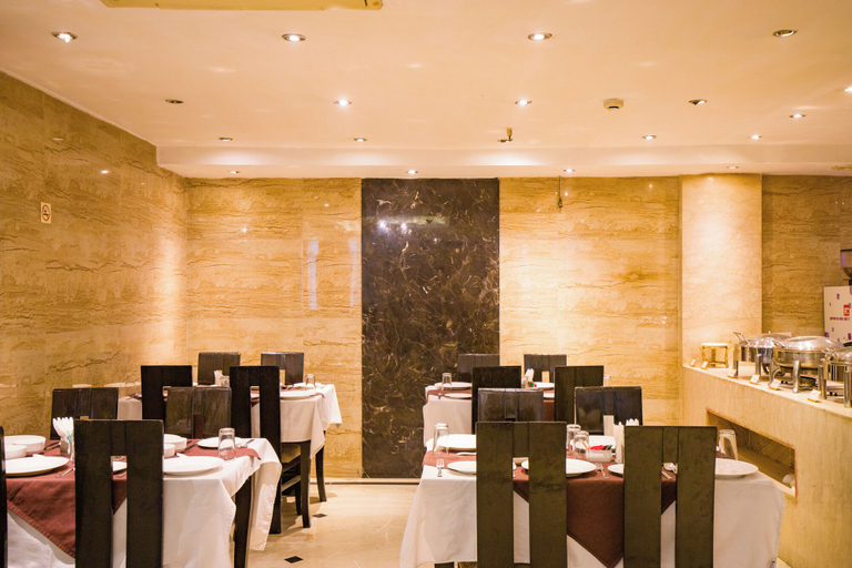 Food & Drinks 4, Hotel Emperor Palms at Karol Bagh, Delhi