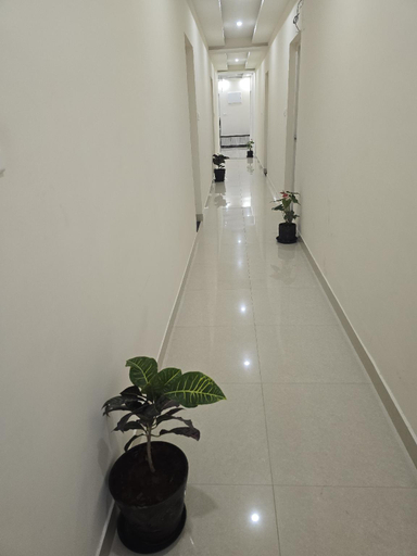 Public Area 2, SnV Inn, Bangalore
