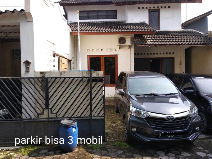 Exterior & Views 1, Hana homestay Yogyakarta, Sleman