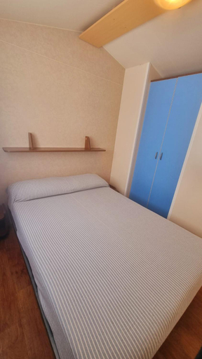Bedroom 14
