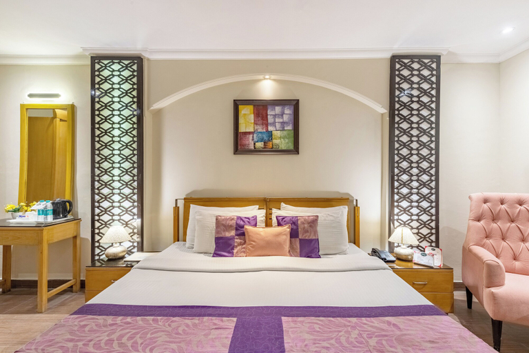 Bedroom 24