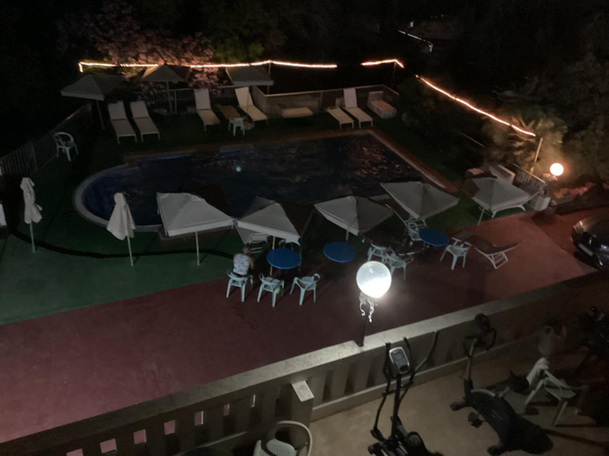 Food & Drinks 4, Whitestar Guesthouse