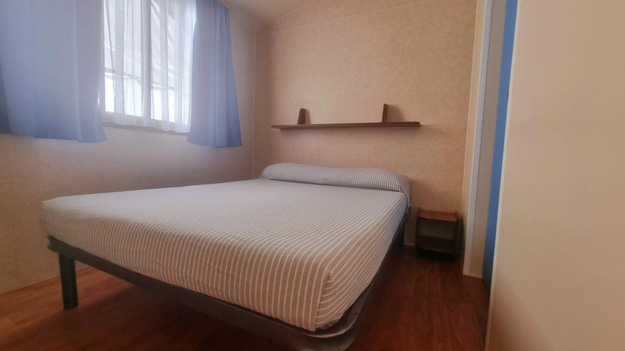 Bedroom 12