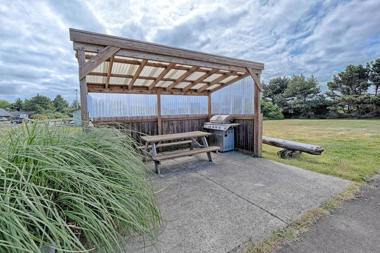 Room 3, Blue Skys Condo in Ocean Shores, Grays Harbor