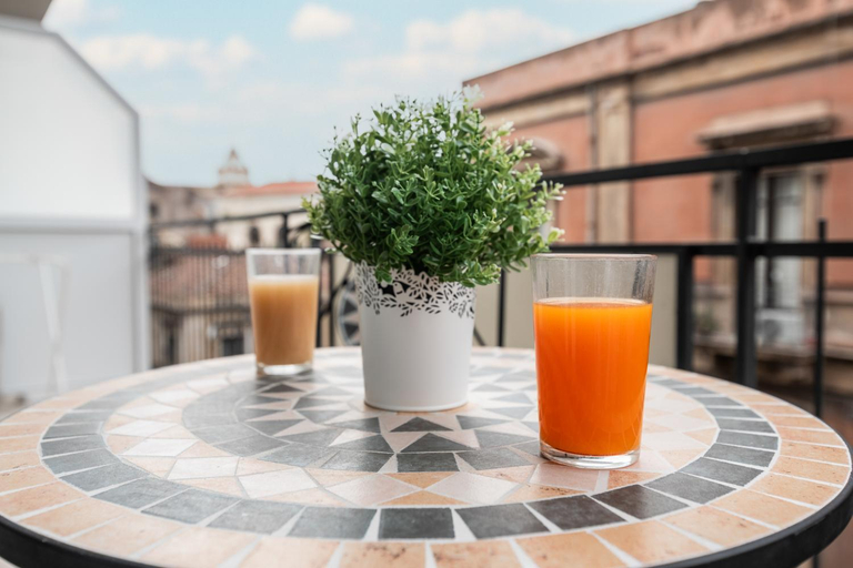 Food & Drinks 3, DM House & Suite, Catania