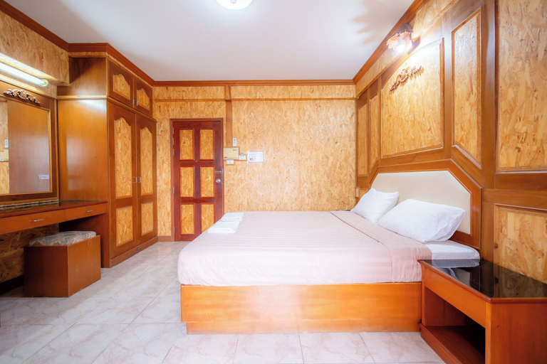 Bedroom 9