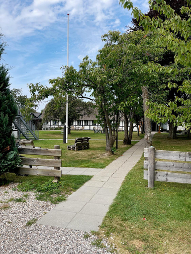Others 5, Kirsebærkroen - The Inn Between, Vordingborg