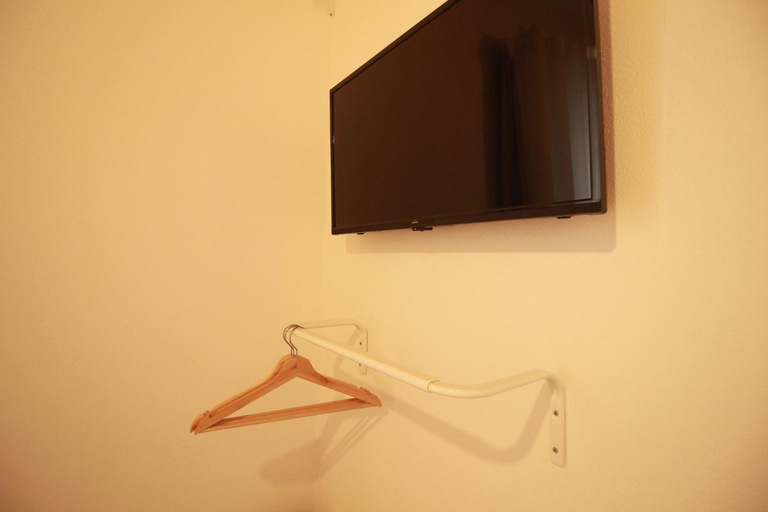 Others 5, Casa Sebastiao, Faro