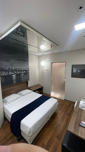 Bedroom 23