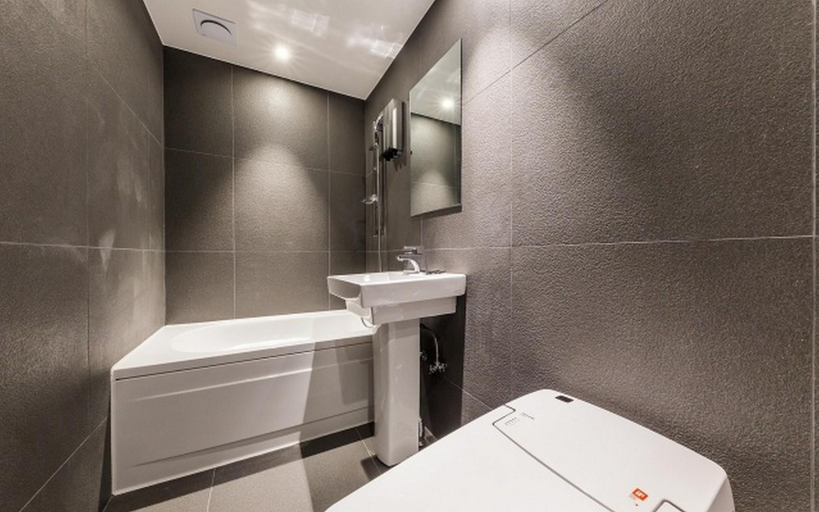 Bathroom 1