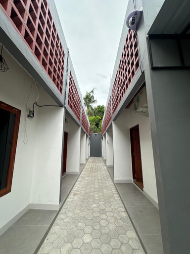 Exterior & Views 2, YS Homestay Near Bandara Mutiara, Palu