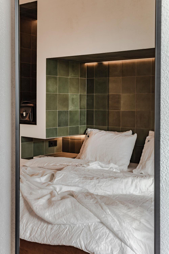Bedroom 22