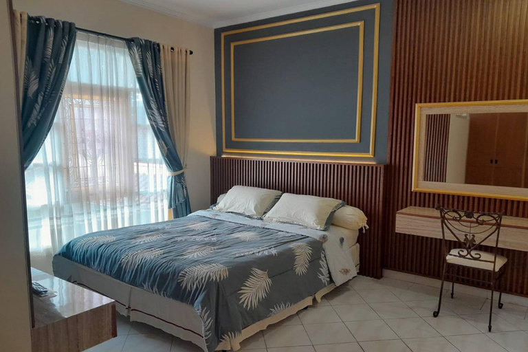 Bedroom 9