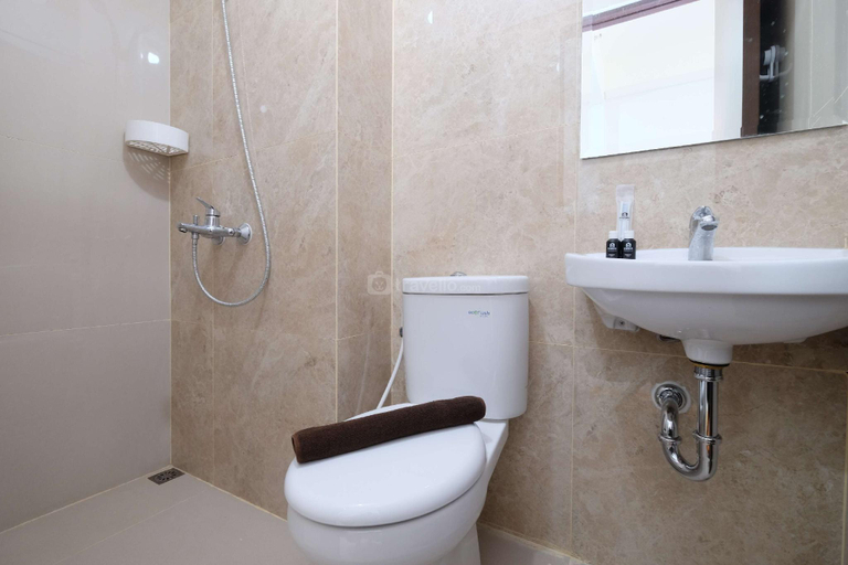 Others 5, Comfy Modern Studio Transpark Cibubur By Travelio, Depok