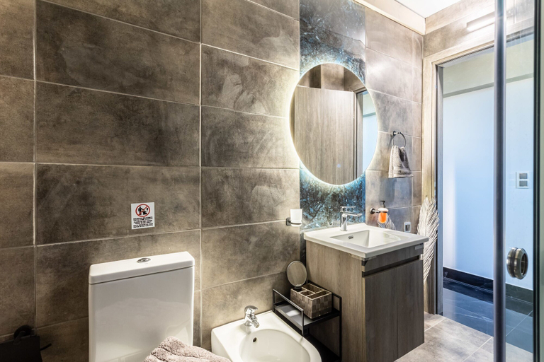 Room 5, Ventiri Lofts - Luxury Penthouse w Home Cinema, Peloponnese