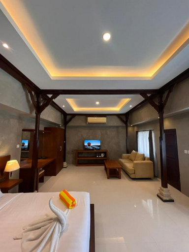 Bedroom 12