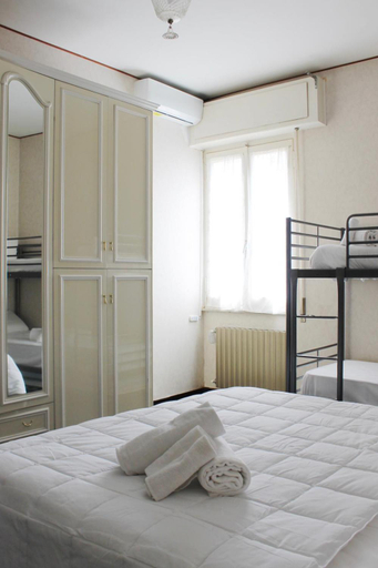 Bedroom 10