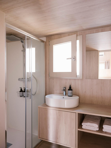 Bathroom 5, wecamp Cudillero, Asturias