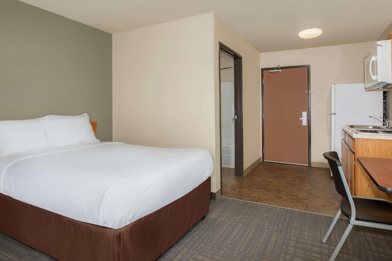 Bedroom 3, WoodSpring Suites Loveland, Larimer