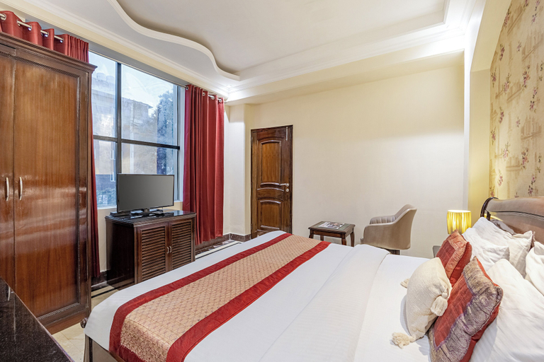 Bedroom 13