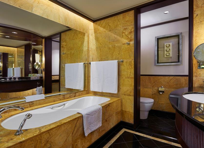 Bathroom 5, Mandarin Oriental, Kuala Lumpur, Kuala Lumpur