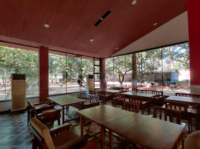 Food & Drinks 3, Orchard Resort By Vaishali Group , Pune