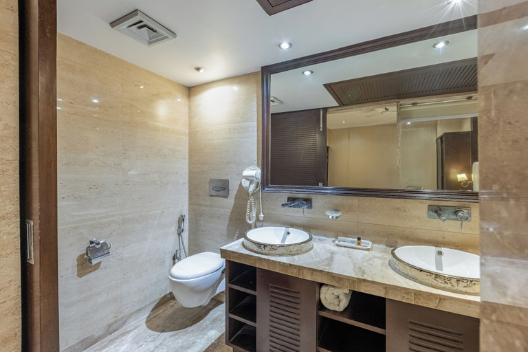 Bathroom 24