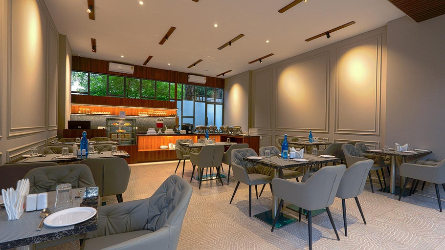 Food & Drinks, Magnus Nexstar Suites, Pune