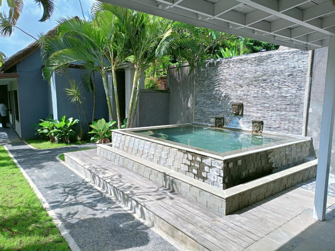 Swimming Pool 15