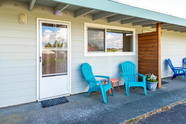 Exterior & Views 2, Clam Jam Condo in Ocean Shores, Grays Harbor