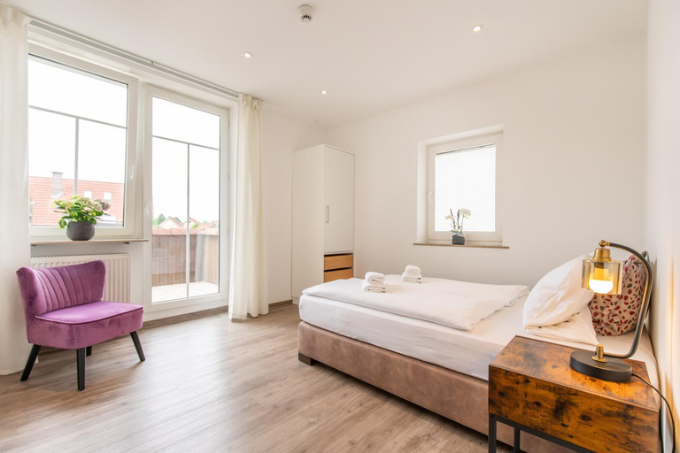 Bedroom 3, Brauereigasthof Zum Lowenbrau, Erlangen-Höchstadt