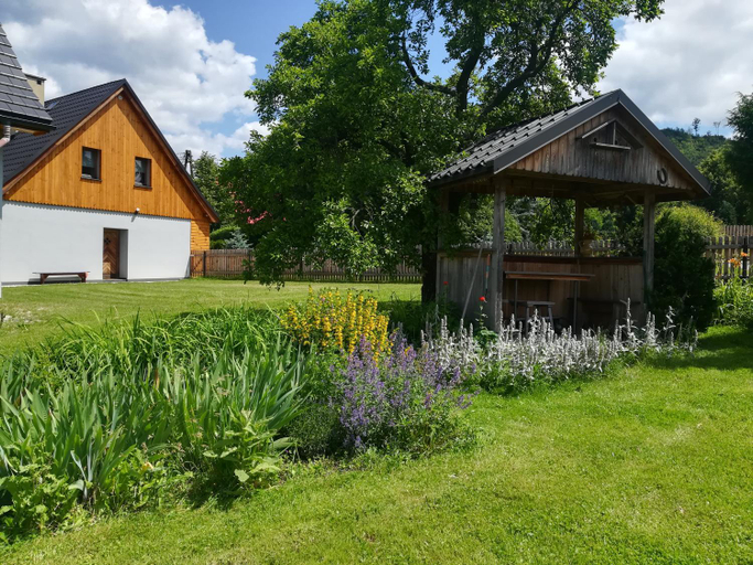 Others 5, Pod Kasztanami, Kłodzko