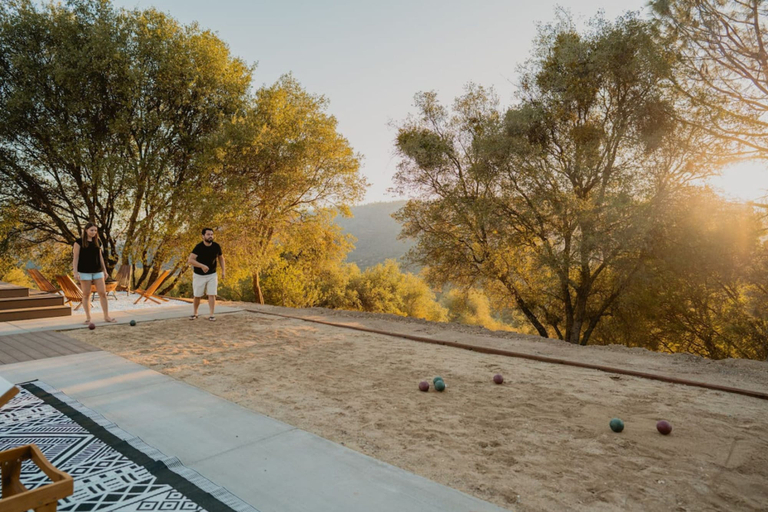 Room 5, Breathtaking Views Boho Chic Oasis by Casa Oso, Madera
