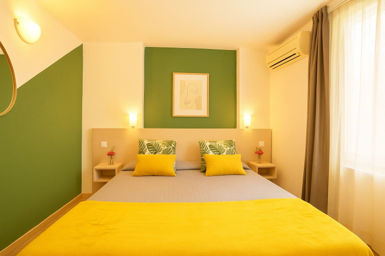 Bedroom 3, Parisien, Alpes-Maritimes