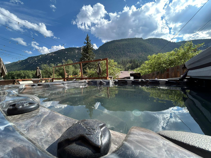 Sport & Beauty 2, The Green Mountain Falls Lodge, El Paso