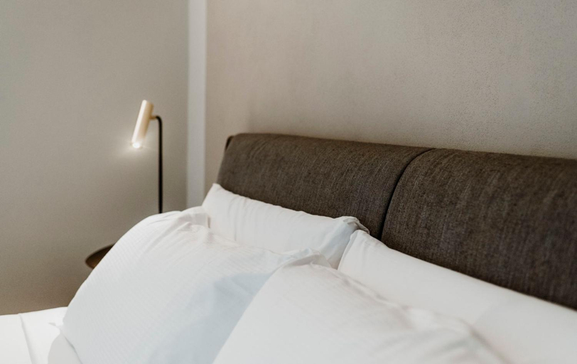 Bedroom 18