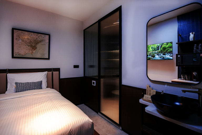 Bedroom 5